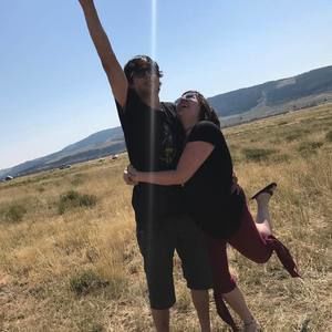 Meet your Posher, Elise